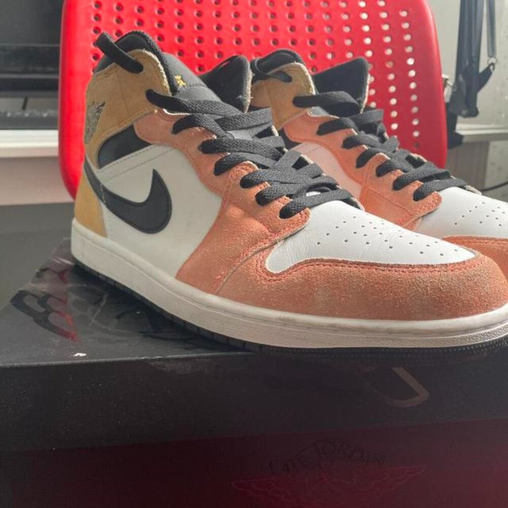 Jordan Men's Multi and Orange Trainers